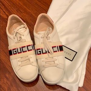 Women Gucci sneakers.